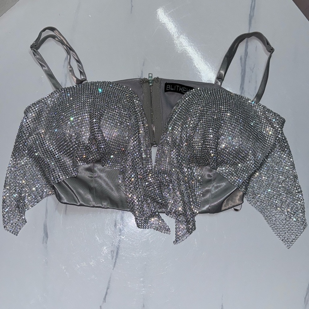 Grey Diamond embroidery silk cropped top